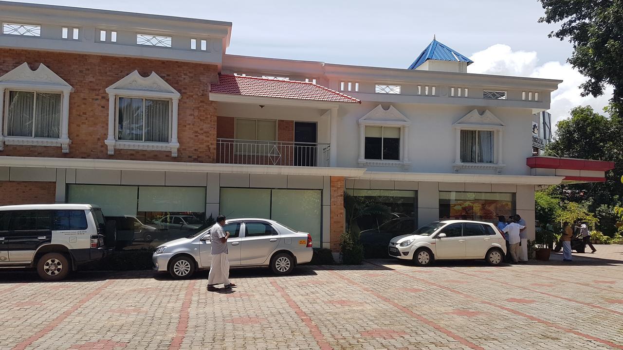 The Central Park Kollam Exterior foto