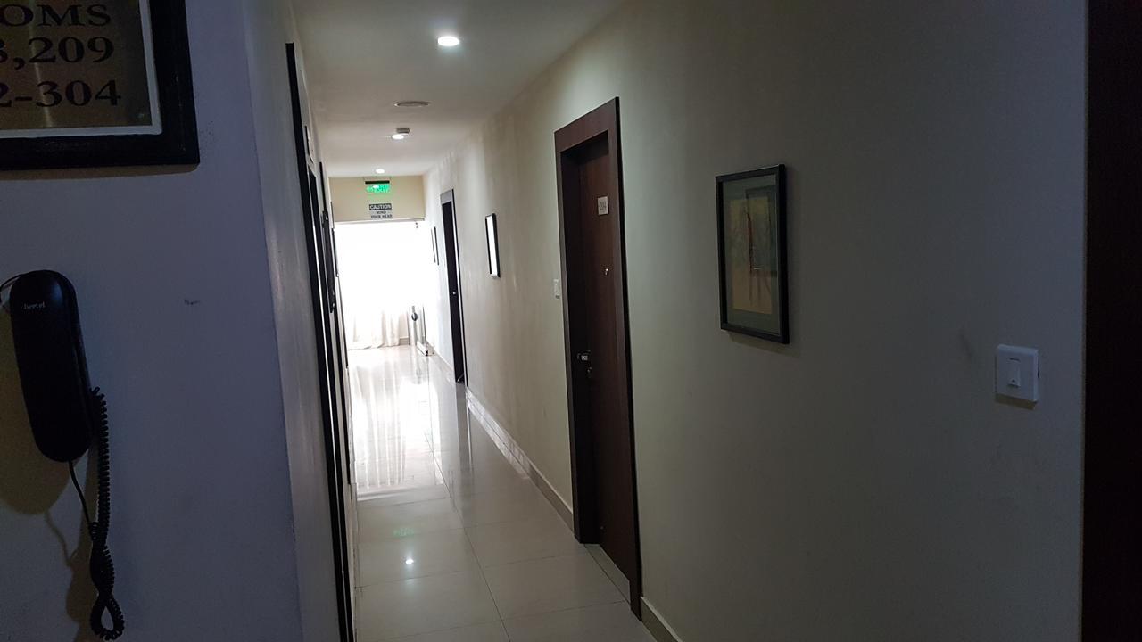 The Central Park Kollam Exterior foto